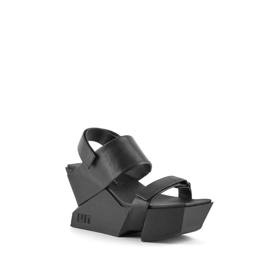 BRUTT SANDAL