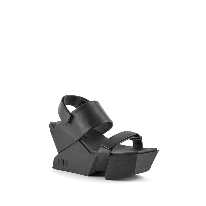 BRUTT SANDAL