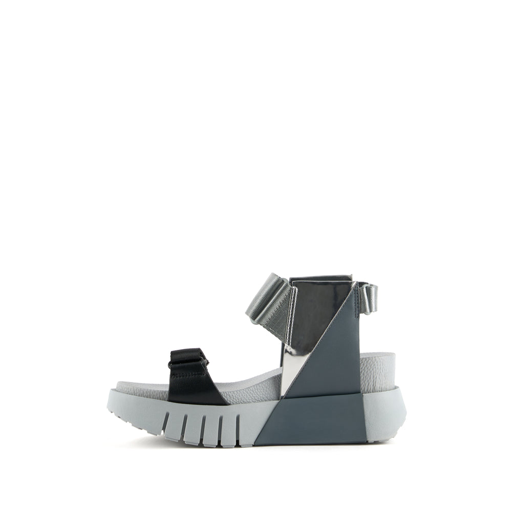 DELTA RUN Steel