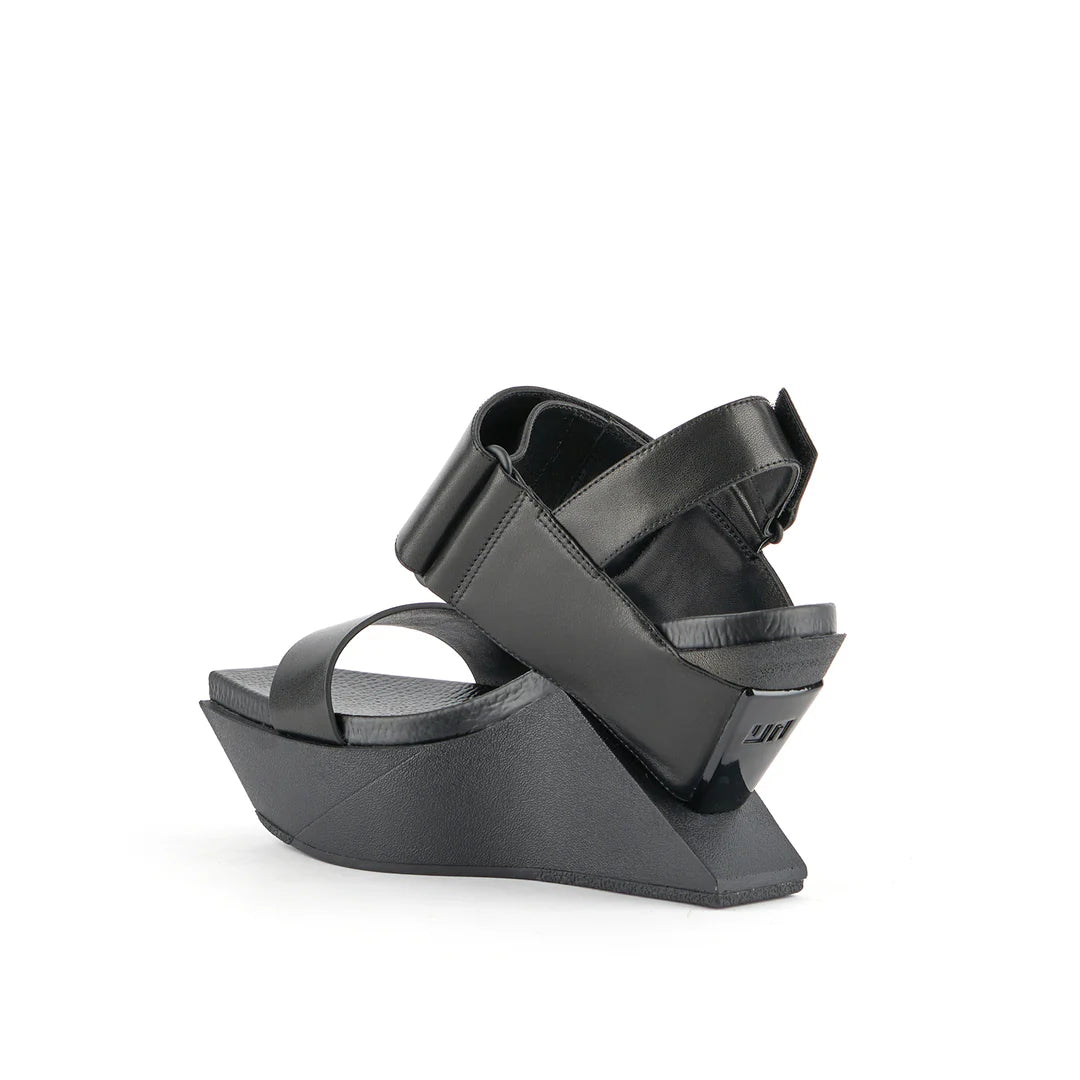United Nude Delta Wedge Sandal Black Sandały Damskie na Platformie Czarne