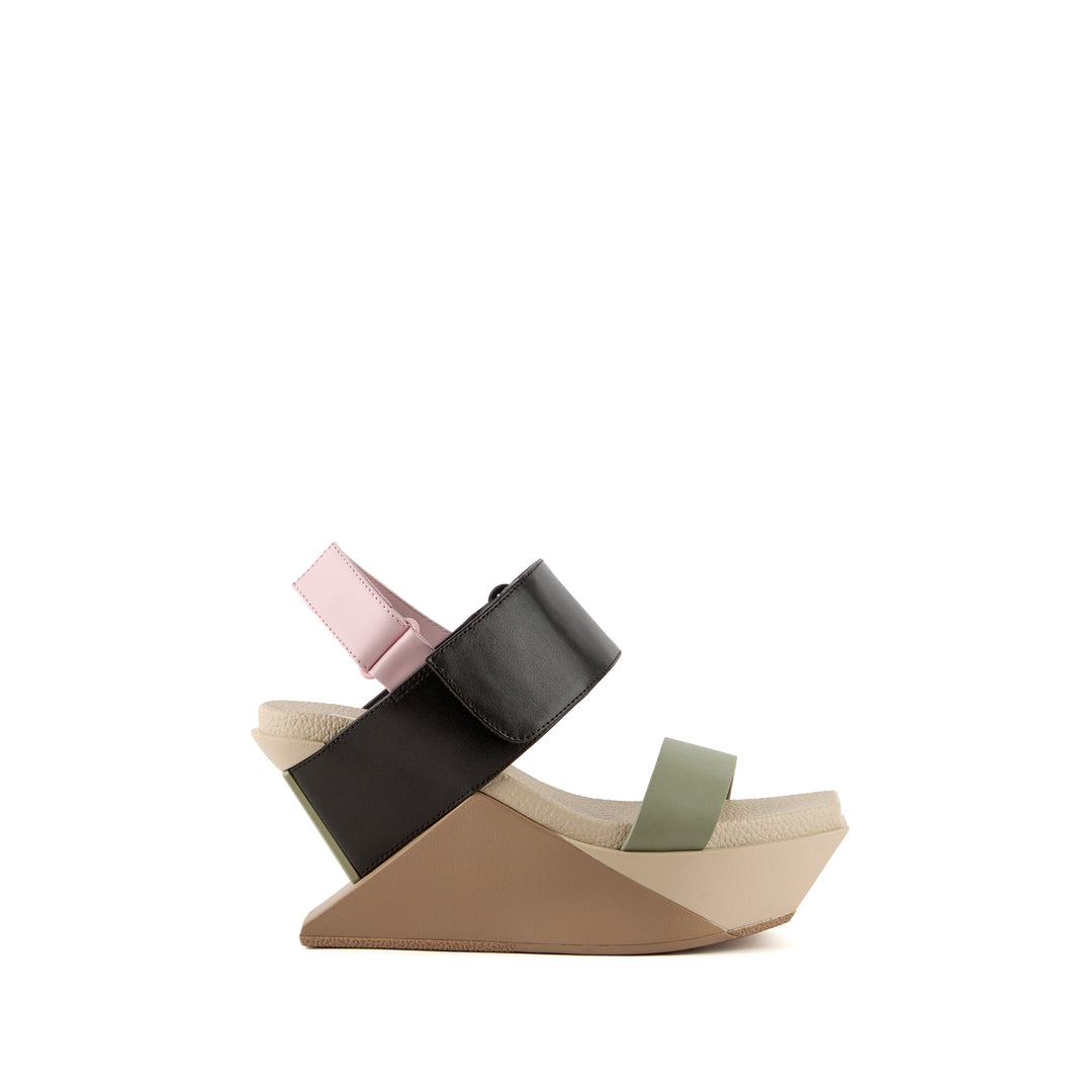 DELTA WEDGE SANDAL