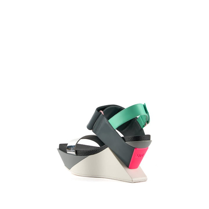 DELTA WEDGE SANDAL