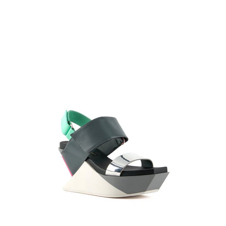 DELTA WEDGE SANDAL