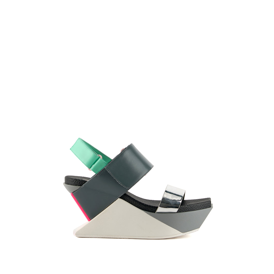 DELTA WEDGE SANDAL