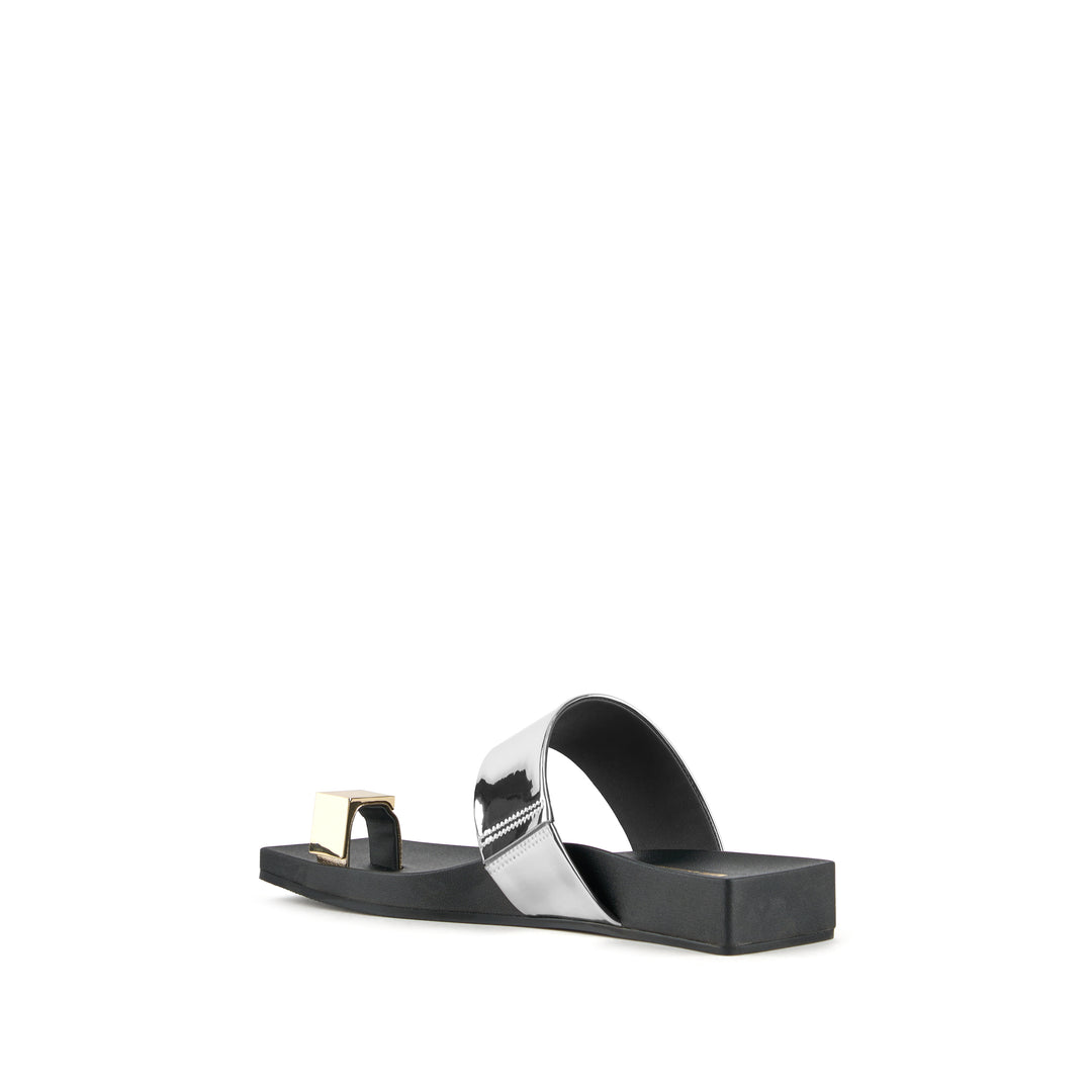 LOOP TOE LO Cube Ring